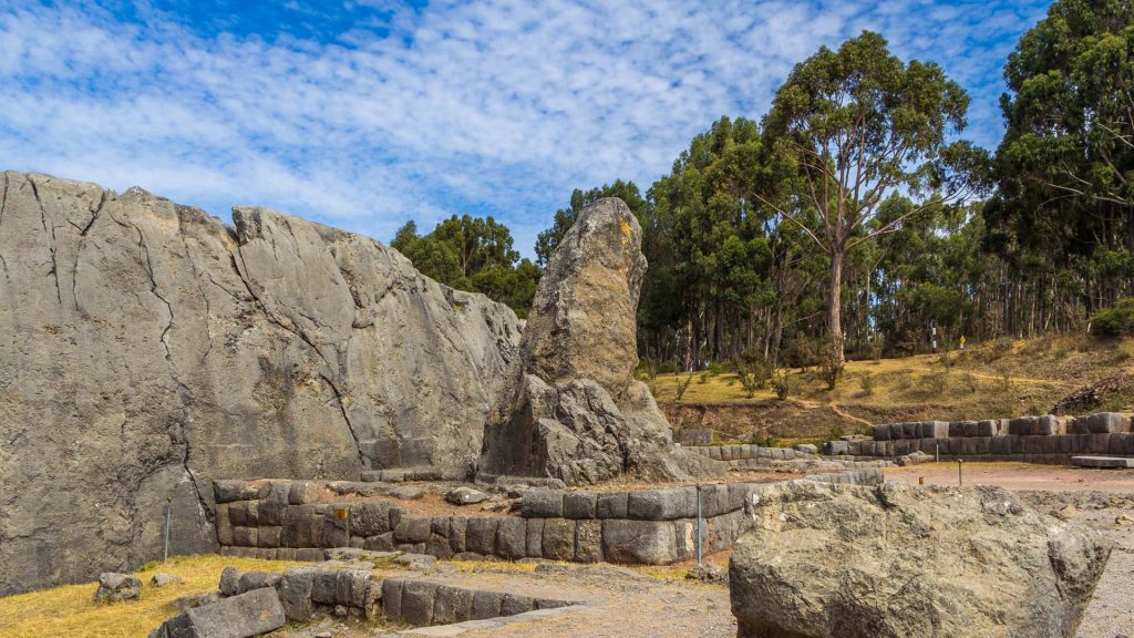 Exploring Qenqo